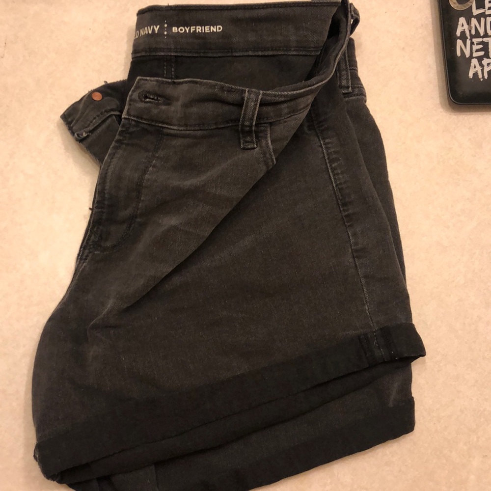 Old Navy Boyfriend Jean shorts